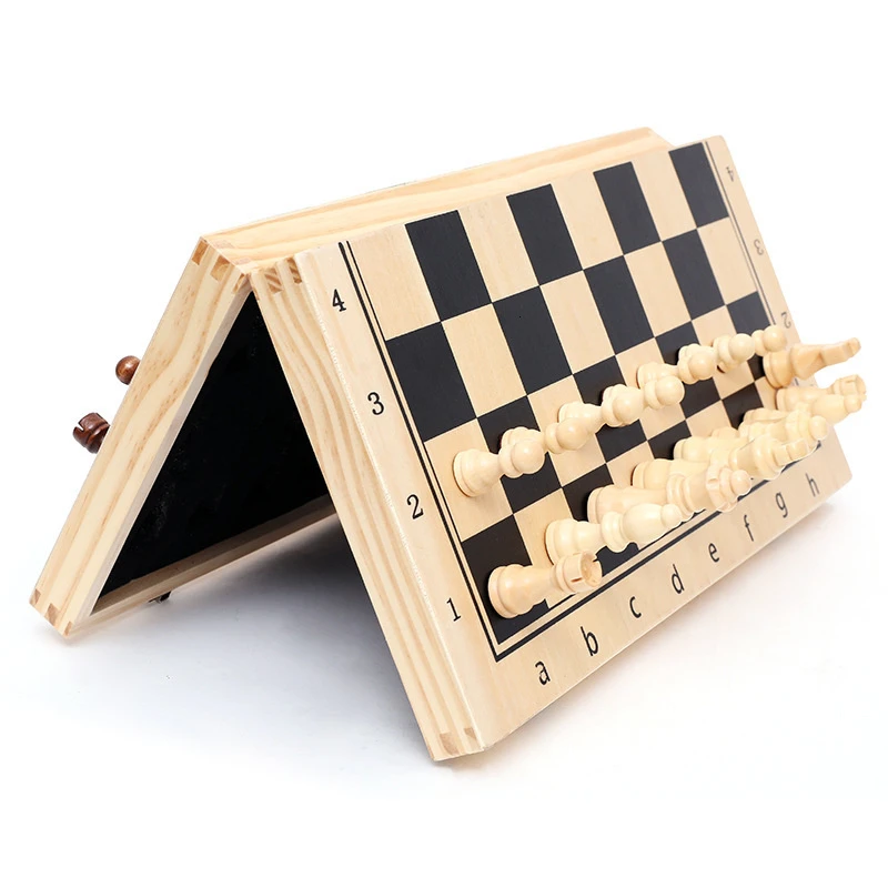 Magnetic Wooden Chess Set Fold - огляд і ціна Board Game Yearbook