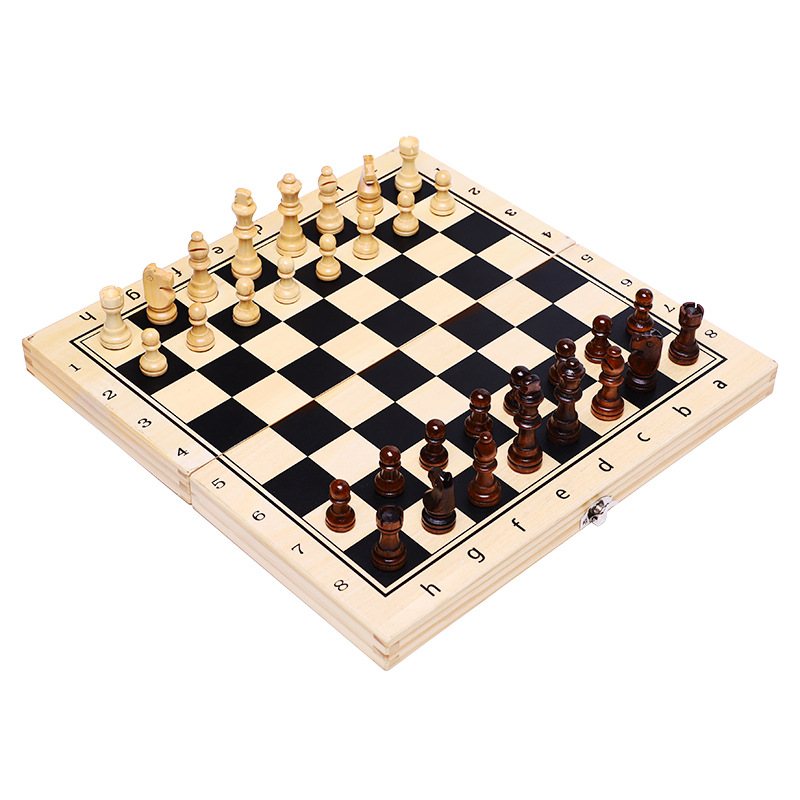 Magnetic Wooden Chess Set Fold - огляд і ціна Board Game Yearbook