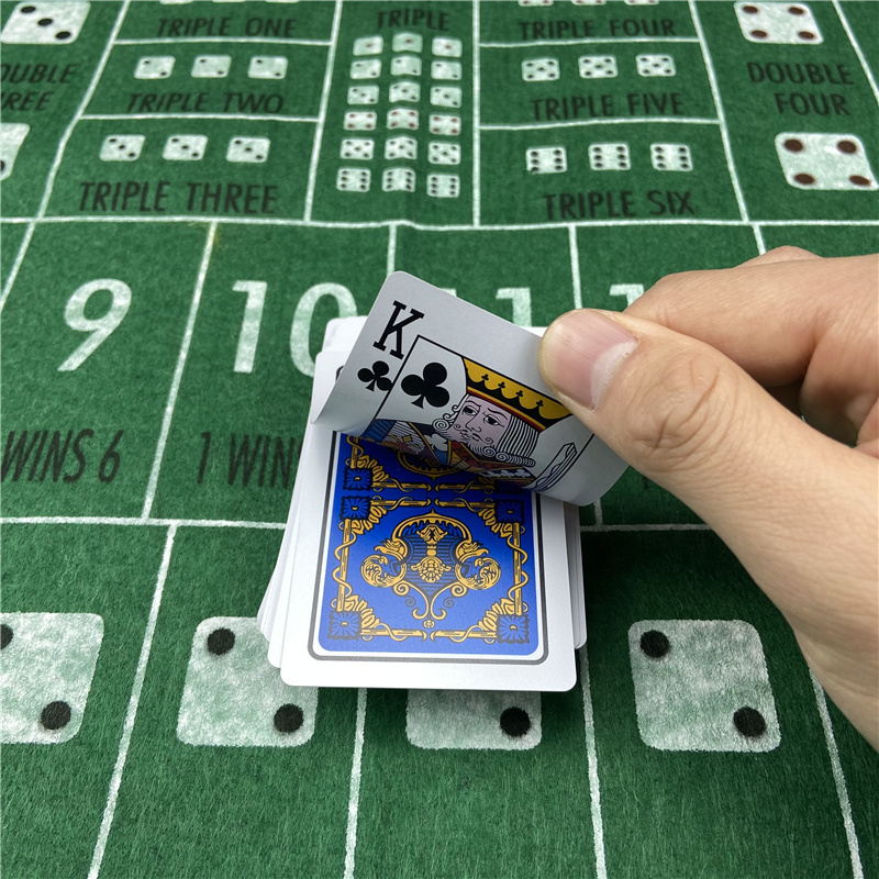 Poker Cards Playing Cards 10pc - огляд і ціна Board Game Yearbook